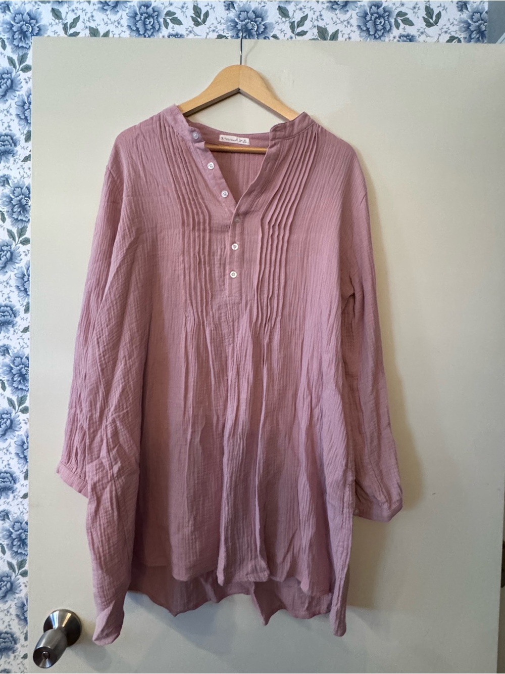 Women's Dusty Rose Pintuck Button Tunic